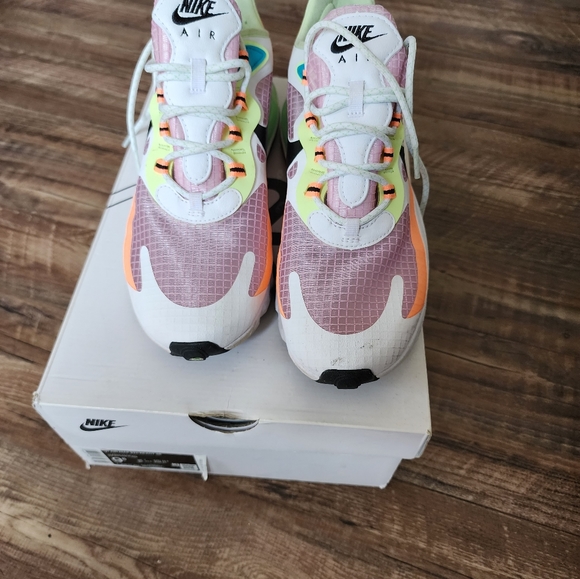 270 Air Max - Picture 6 of 6